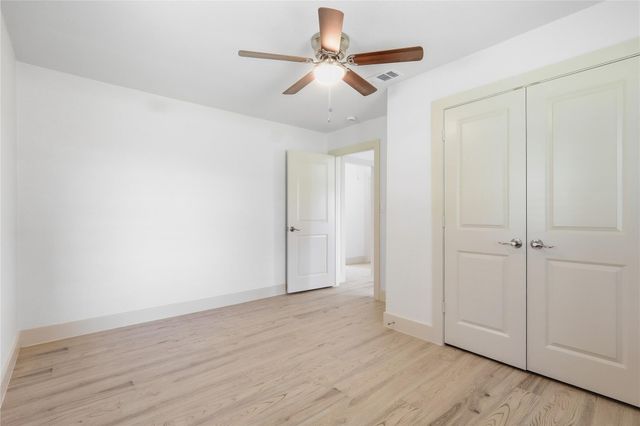 10516 Fairview Drive, Conroe, TX 77385