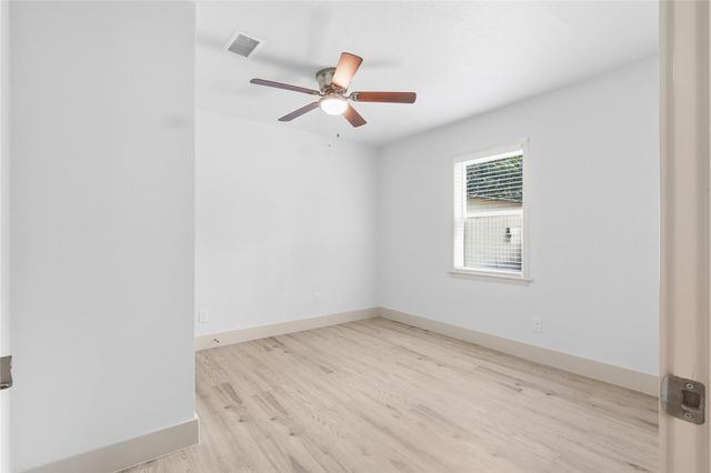 10516 Fairview Drive, Conroe, TX 77385