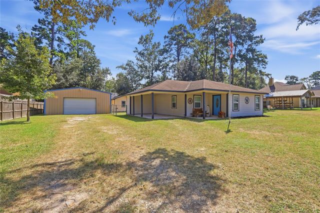 10516 Fairview Drive, Conroe, TX 77385