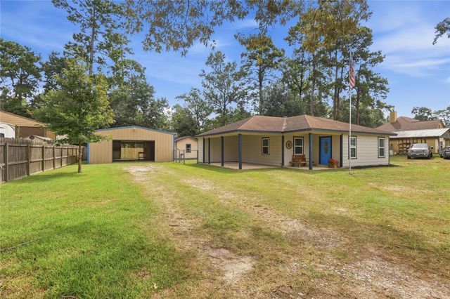 10516 Fairview Drive, Conroe, TX 77385