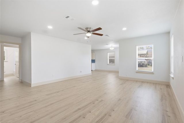10516 Fairview Drive, Conroe, TX 77385