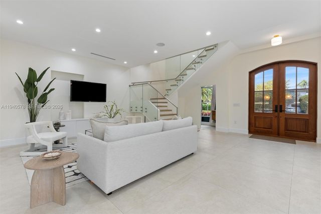 3495 SW 3rd Ave, Miami, FL 33145