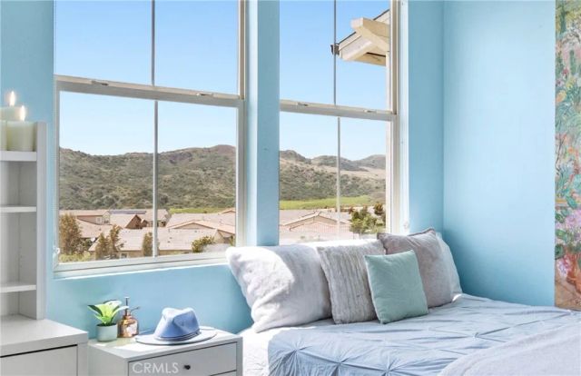 75 Promesa Avenue, Rancho Mission Viejo, CA 92694