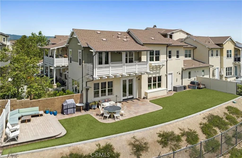 75 Promesa Avenue, Rancho Mission Viejo, CA 92694