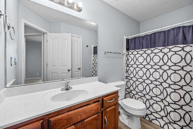 770 Ellie Nat Dr, Clarksville, TN 37040