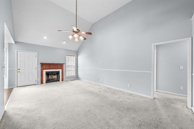 770 Ellie Nat Dr, Clarksville, TN 37040
