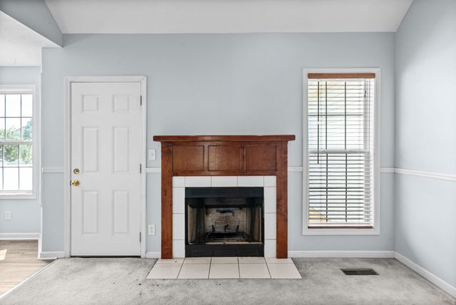 770 Ellie Nat Dr, Clarksville, TN 37040
