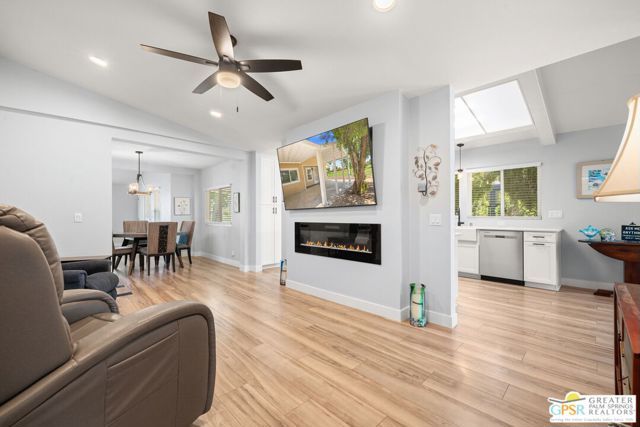 73450 Country Club Drive 211, Palm Desert, CA 92260