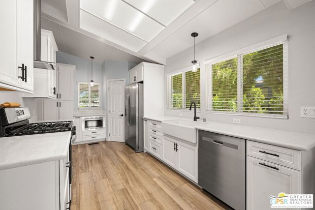 73450 Country Club Drive 211, Palm Desert, CA 92260