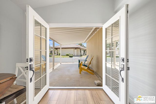 73450 Country Club Drive 211, Palm Desert, CA 92260