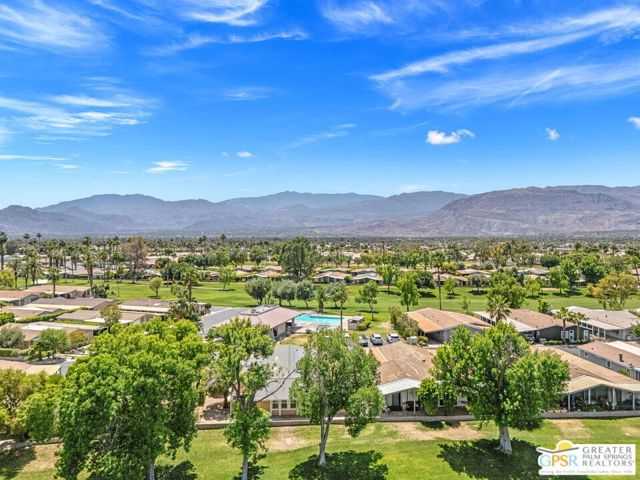 73450 Country Club Drive 211, Palm Desert, CA 92260