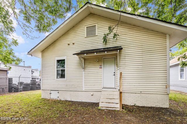 106 Ridgeway Street, Greenville, NC 27834