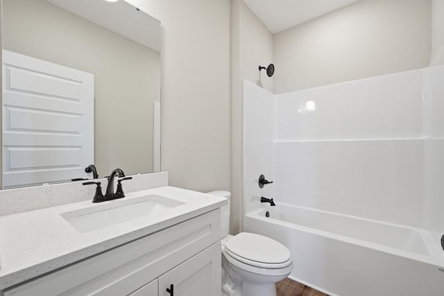 2803 Blackbird Court, Crestview, FL 32539