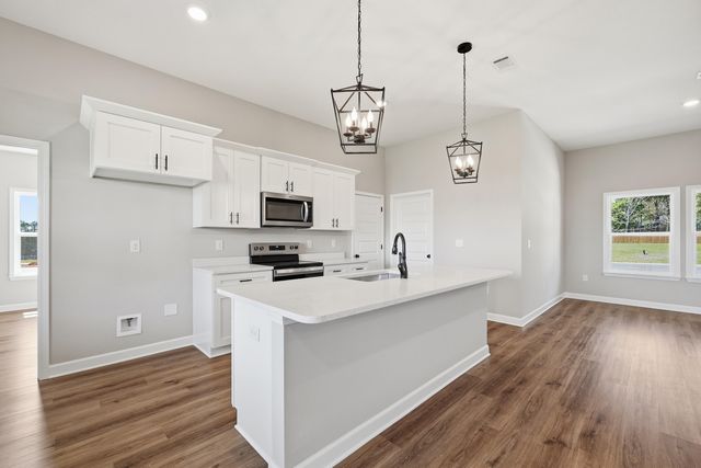 2803 Blackbird Court, Crestview, FL 32539