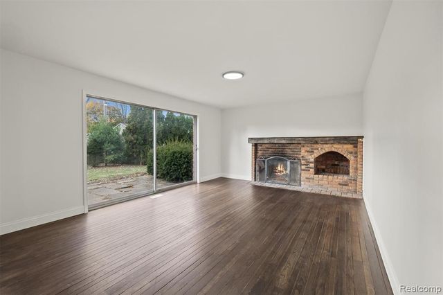 4603 Hedgewood Drive, Bloomfield Hills, MI 48301