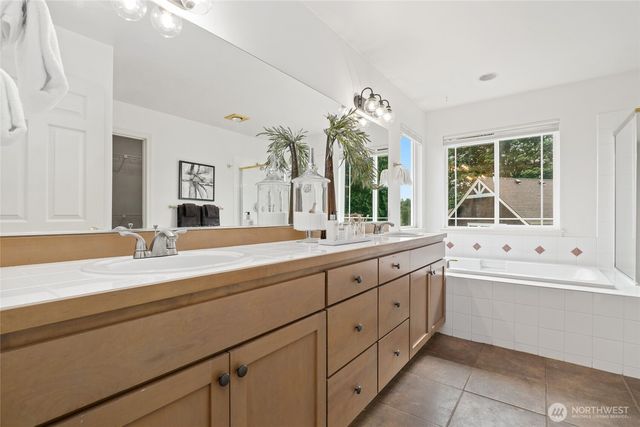 10625 NE 173rd Place, Bothell, WA 98011