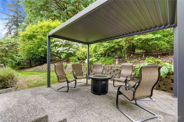 10625 NE 173rd Place, Bothell, WA 98011