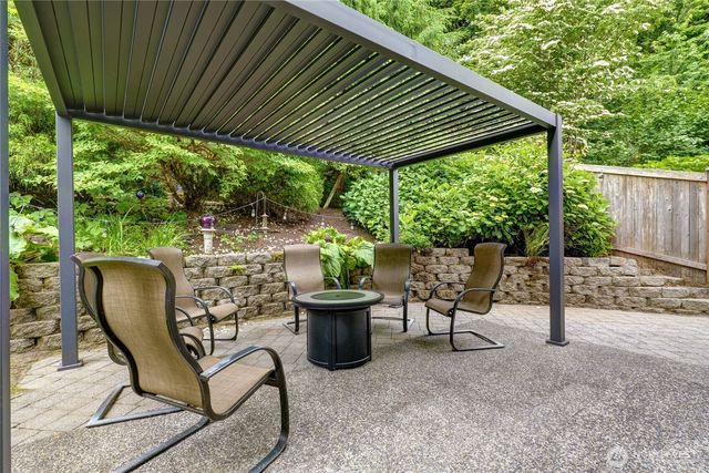 10625 NE 173rd Place, Bothell, WA 98011