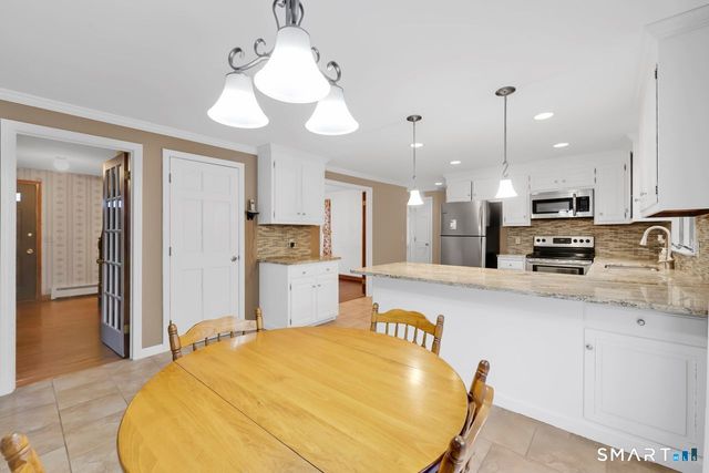 64 Garnet Lane, South Windsor, CT 06074