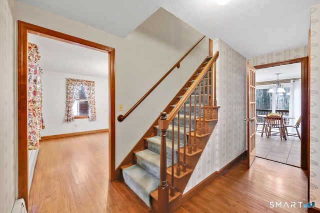 64 Garnet Lane, South Windsor, CT 06074