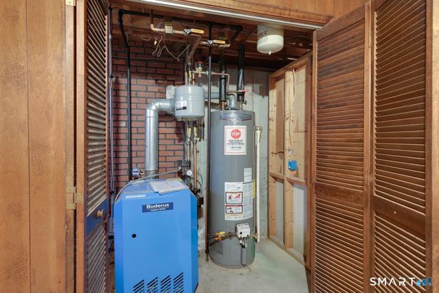 64 Garnet Lane, South Windsor, CT 06074