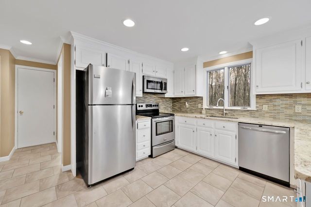 64 Garnet Lane, South Windsor, CT 06074