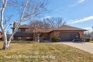 3614 Desert Drive, Saginaw, MI 48603
