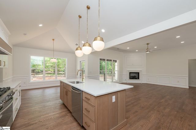 201 Compass Point, Greenwood, SC 29666