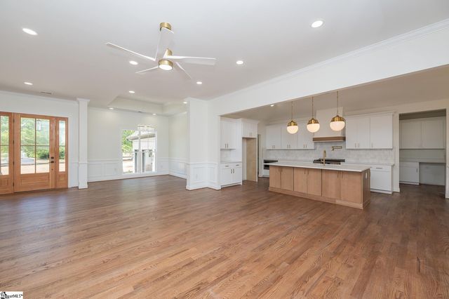 201 Compass Point, Greenwood, SC 29666