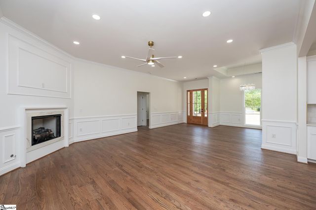 201 Compass Point, Greenwood, SC 29666