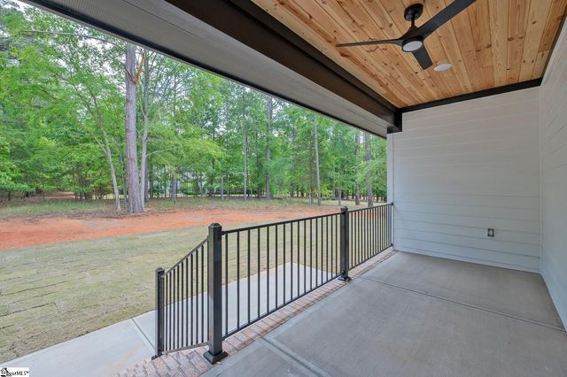 201 Compass Point, Greenwood, SC 29666