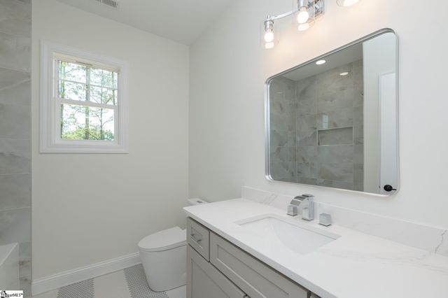 201 Compass Point, Greenwood, SC 29666