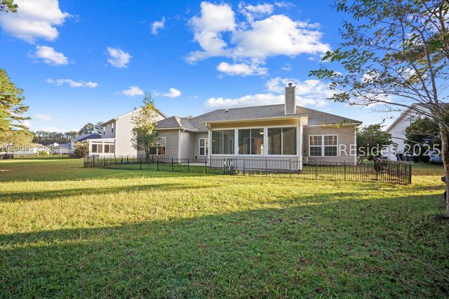 79 Kendall Dr, Bluffton, SC 29910