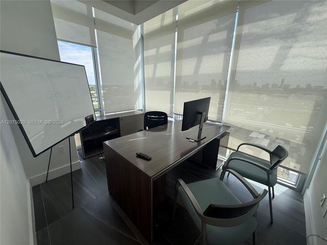 800 SE 4th Avenue 806, Hallandale Beach, FL 33009