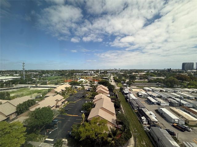 800 SE 4th Avenue 806, Hallandale Beach, FL 33009