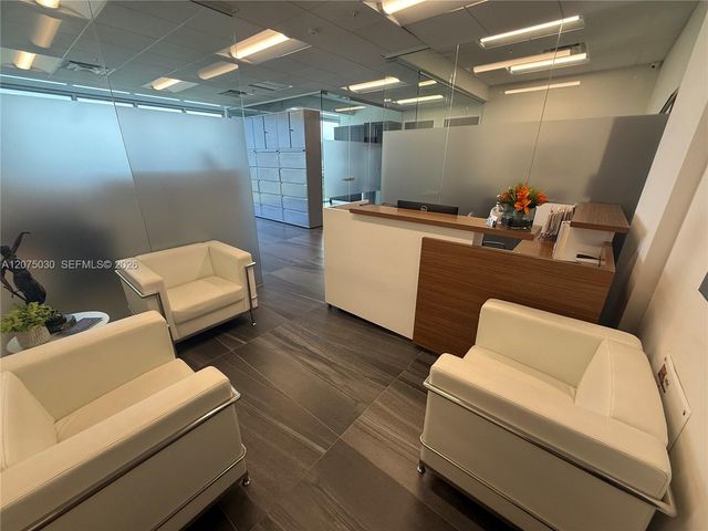 800 SE 4th Avenue 806, Hallandale Beach, FL 33009