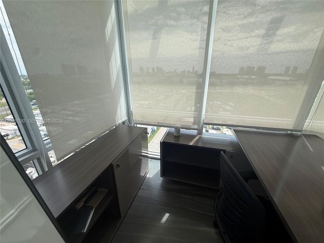 800 SE 4th Avenue 806, Hallandale Beach, FL 33009