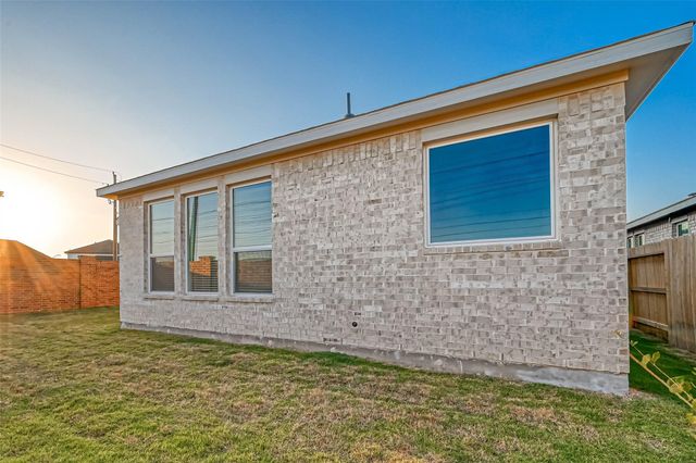 21543 Eads Creek Drive, Cypress, TX 77433