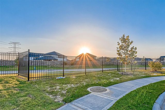 21543 Eads Creek Drive, Cypress, TX 77433