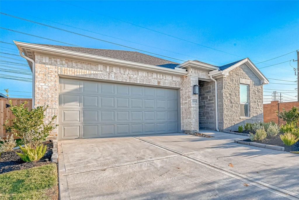 21543 Eads Creek Drive, Cypress, TX 77433
