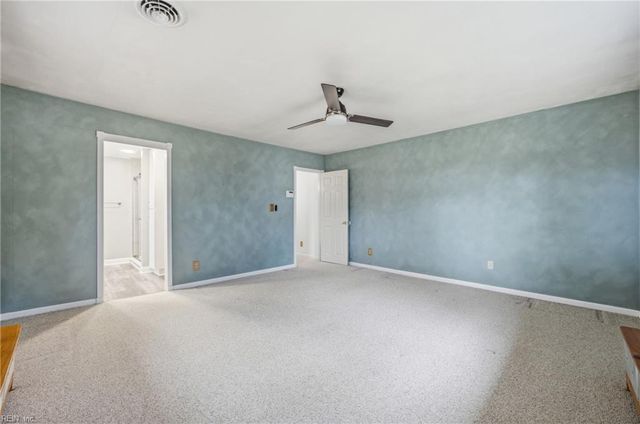 4246 Heutte DR, Norfolk, VA 23518