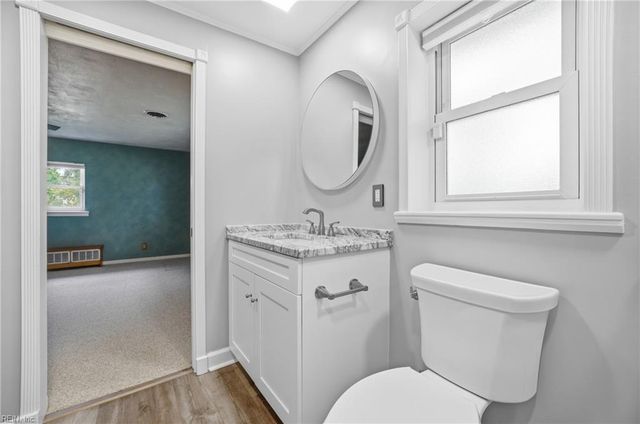 4246 Heutte DR, Norfolk, VA 23518