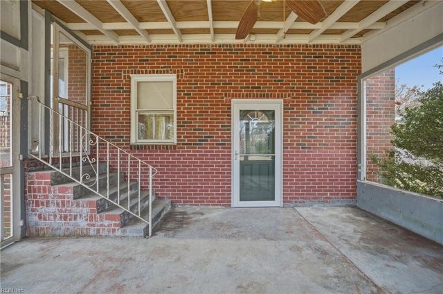 4246 Heutte DR, Norfolk, VA 23518