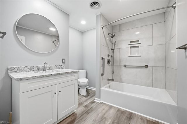 4246 Heutte DR, Norfolk, VA 23518