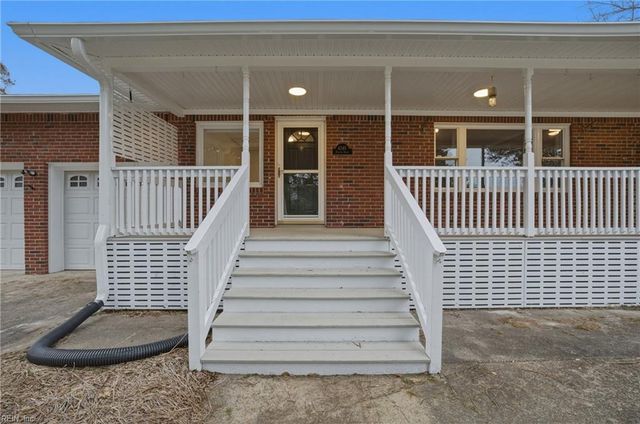 4246 Heutte DR, Norfolk, VA 23518