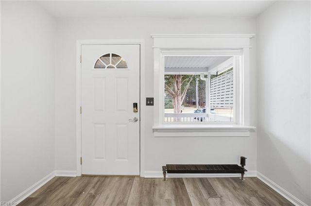 4246 Heutte DR, Norfolk, VA 23518