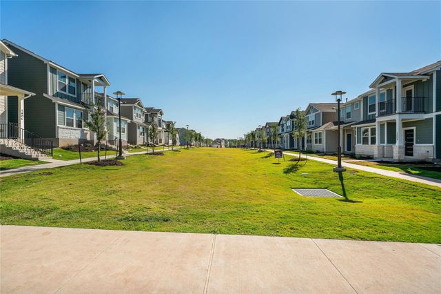 2045 Arendale DR, Leander, TX 78641