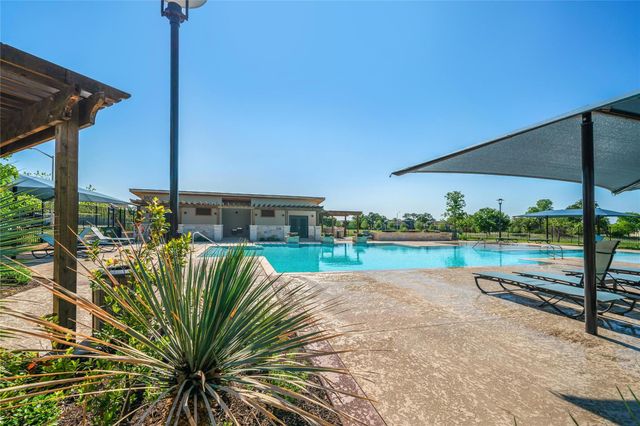 2045 Arendale DR, Leander, TX 78641