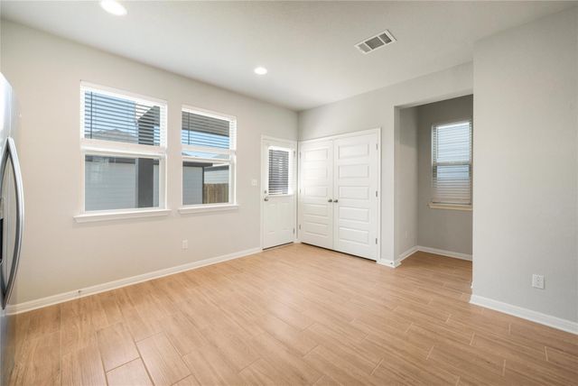 2045 Arendale DR, Leander, TX 78641