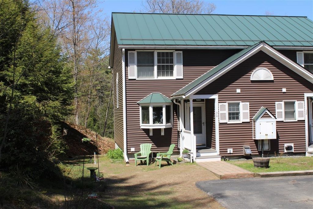 30 Kimball Place, Claremont, NH 03743